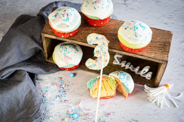 Regenbogen_Muffins_1