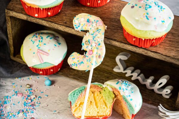 Regenbogen_Muffins_2