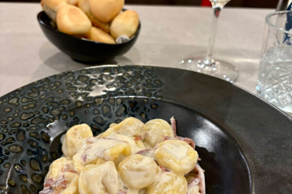 Cappelletti pasticciati al culatello di Zibello e Osteria dei Mascalzoni